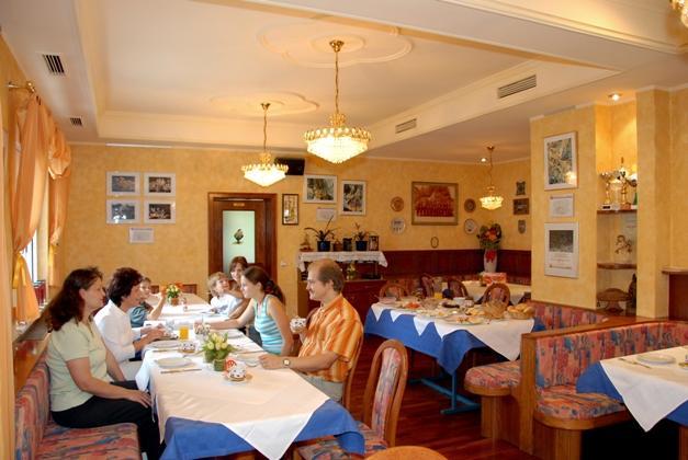 Hotel Bergkristall Schwarzenberg am Bohmerwald Eksteriør billede